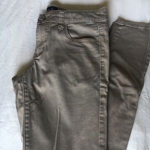 American Eagle beige skinnies